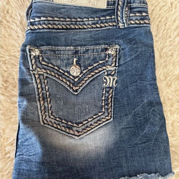 Miss Me Women's Blue Denim Shorts M5014H faux flap pockets sz 29 - Picture 5 of 7